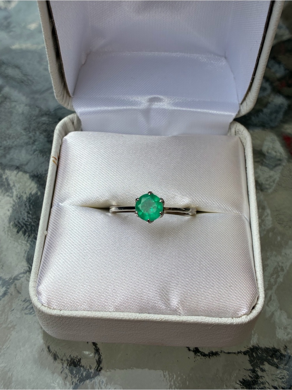 Genuine Emerald Solitaire White Gold